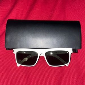 Saint Laurent sunglasses authentic!